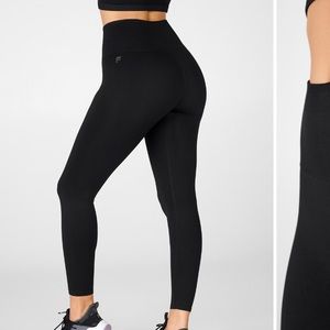 High waisted, seamless 7/8 Fabletics Leggings
